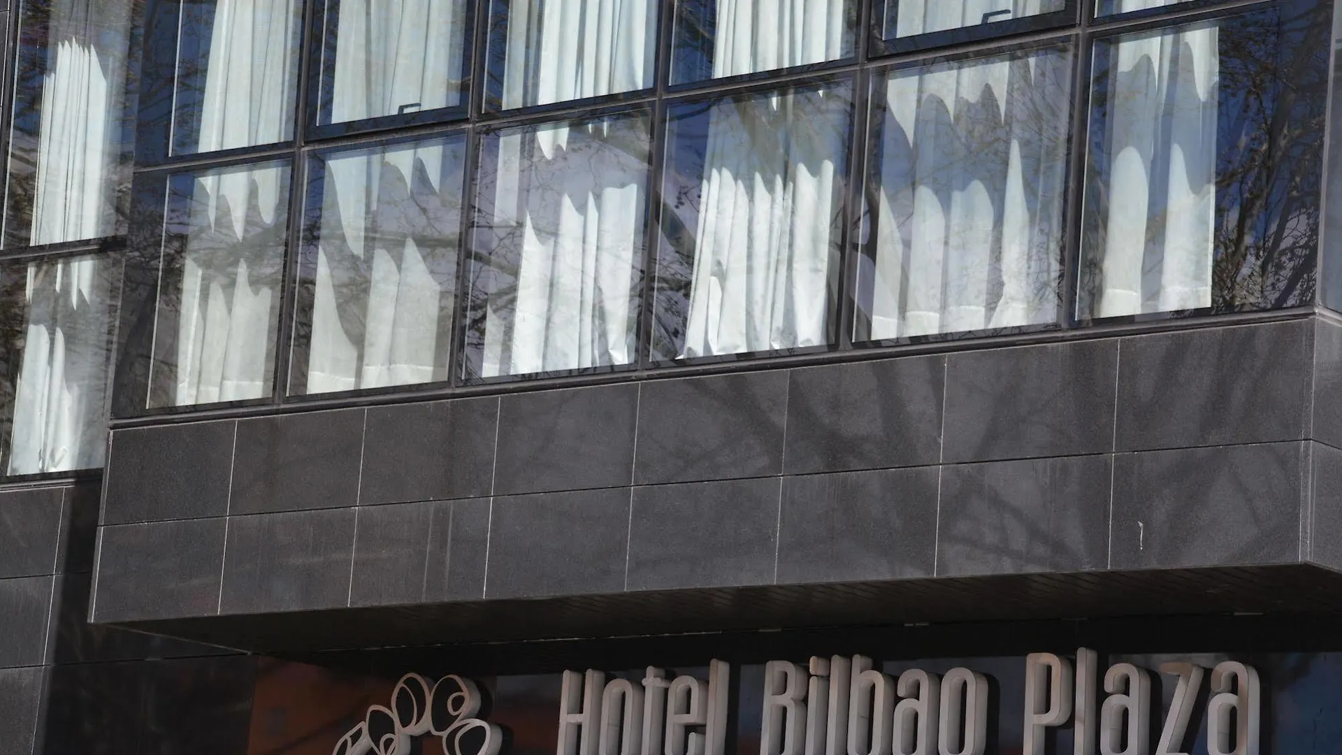 Hotel Bilbao Plaza